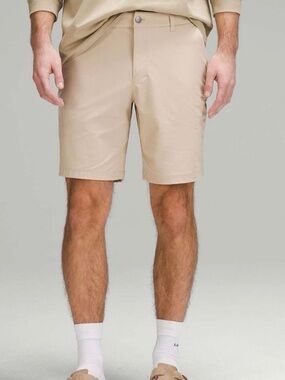 Lululemon ABC Classic-Fit Short 9"